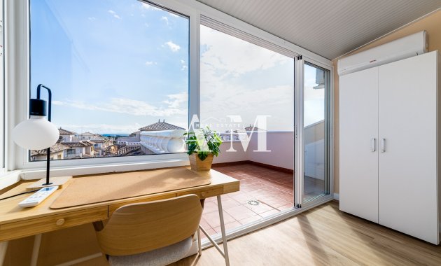 Alquiler a largo plazo - Adosado - Orihuela Costa - Lomas de Cabo Roig