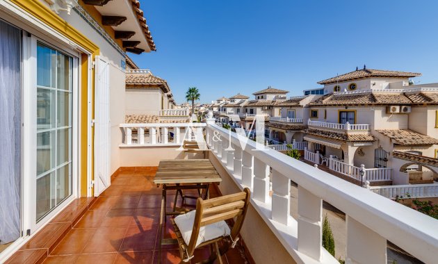 Alquiler a largo plazo - Adosado - Orihuela Costa - Lomas de Cabo Roig