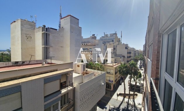 Long Term Rental - Apartment / flat - Torrevieja - Centro