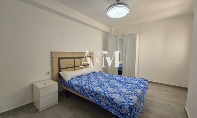 Long Term Rental - Apartment / flat - Torrevieja - Centro