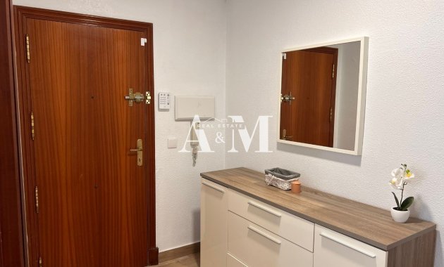 Long Term Rental - Apartment / flat - Torrevieja - Centro