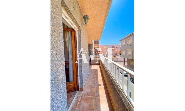 Resale - Apartment / flat - Torrevieja - El Acequión - Los Náufragos