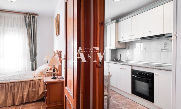 Resale - Apartment / flat - Torrevieja - El Acequión - Los Náufragos