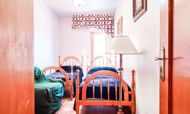 Resale - Apartment / flat - Torrevieja - El Acequión - Los Náufragos