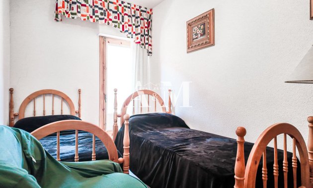 Resale - Apartment / flat - Torrevieja - El Acequión - Los Náufragos