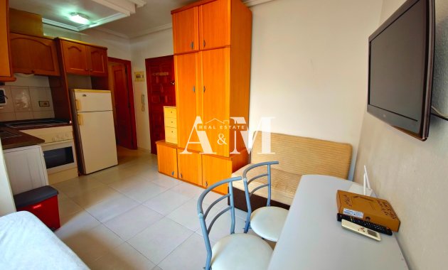 Location à long terme - Étude - Torrevieja - Playa de los Locos