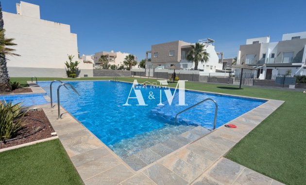 Location à long terme - Étude - Torrevieja - Nueva Torrevieja - Aguas Nuevas