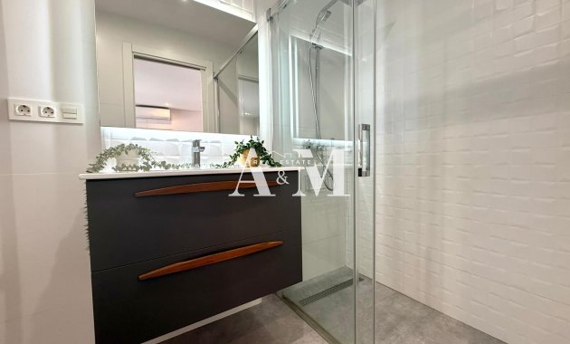 Alquiler a largo plazo - Apartamento / piso - Guardamar del Segura - Guardamar Playa