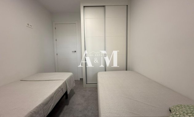 Alquiler a largo plazo - Apartamento / piso - Guardamar del Segura - Guardamar Playa