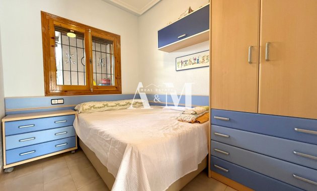 Location à long terme - Maison de ville - Los Alcazares