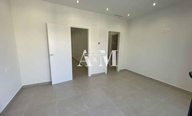 Новое здание - detached - Heredades