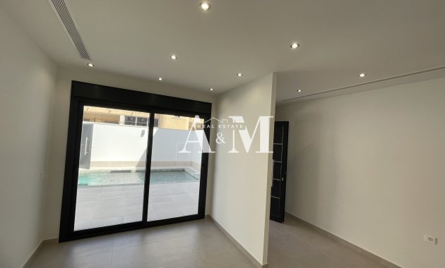 Новое здание - detached - Heredades