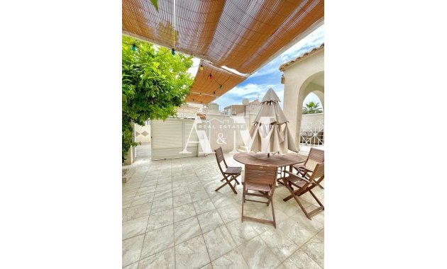 Location à long terme - Maison de ville - Torrevieja - Nueva Torrevieja - Aguas Nuevas