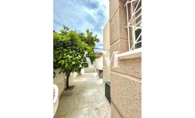 Location à long terme - Maison de ville - Torrevieja - Nueva Torrevieja - Aguas Nuevas