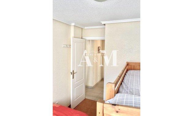 Location à long terme - Maison de ville - Torrevieja - Nueva Torrevieja - Aguas Nuevas