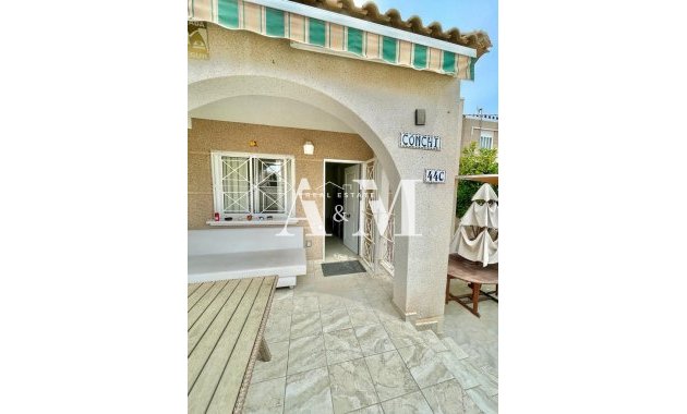 Location à long terme - Maison de ville - Torrevieja - Nueva Torrevieja - Aguas Nuevas