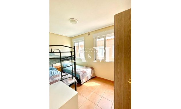 Location à long terme - Maison de ville - Torrevieja - Nueva Torrevieja - Aguas Nuevas