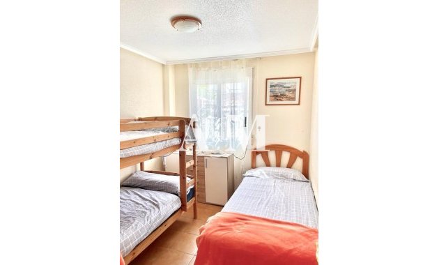 Location à long terme - Maison de ville - Torrevieja - Nueva Torrevieja - Aguas Nuevas