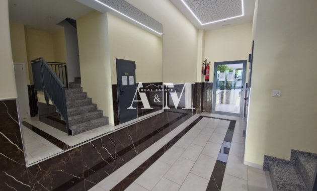 Long Term Rental - Apartment / flat - Torrevieja - Playa de los Locos