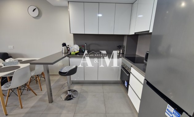 Long Term Rental - Apartment / flat - Torrevieja - Playa de los Locos