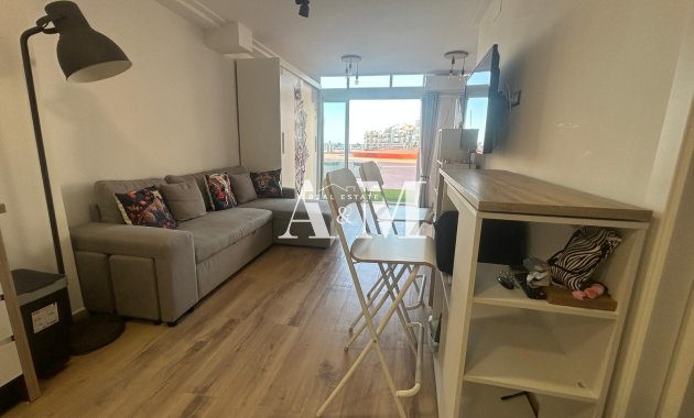 Alquiler a largo plazo - Apartamento / piso - Torrevieja - La Veleta