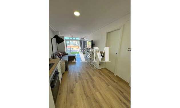 Alquiler a largo plazo - Apartamento / piso - Torrevieja - La Veleta