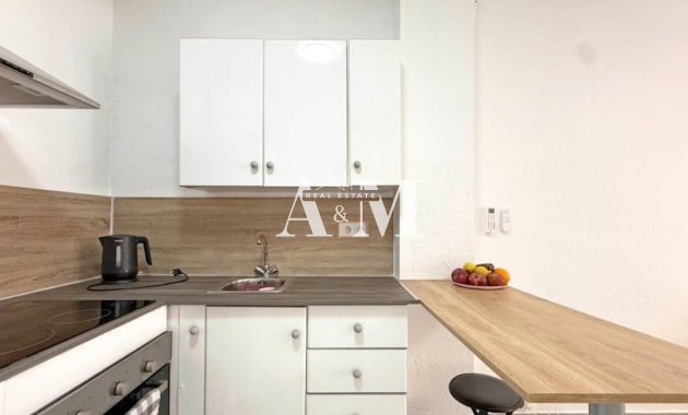 Alquiler a largo plazo - Apartamento / piso - Torrevieja - La Veleta