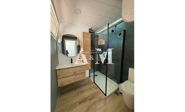 Alquiler a largo plazo - Apartamento / piso - Torrevieja - La Veleta