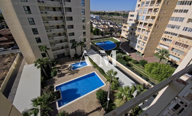 Alquiler a largo plazo - Apartamento / piso - Torrevieja - La Veleta