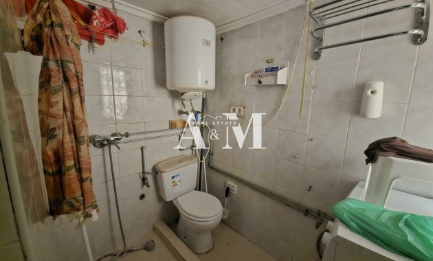 Long Term Rental - Commercial - Torrevieja - Playa de los Locos