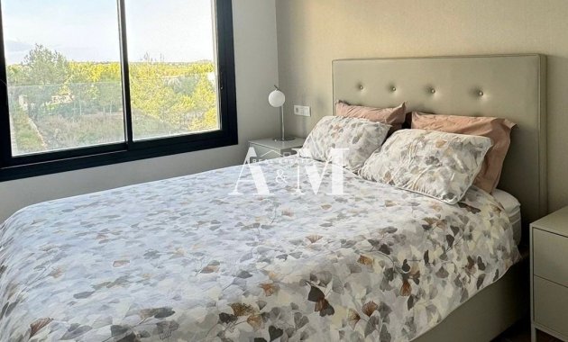 Alquiler a largo plazo - Apartamento / piso - Orihuela Costa - Campos de Golf