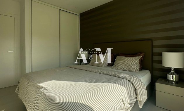 Alquiler a largo plazo - Apartamento / piso - Orihuela Costa - Campos de Golf