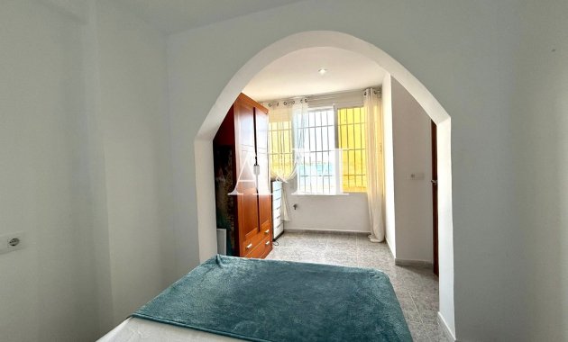 Long Term Rental - Apartment / flat - Torrevieja - Cabo Cervera