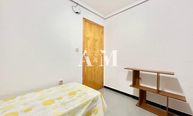 Long Term Rental - Apartment / flat - Torrevieja - Playa de los Locos