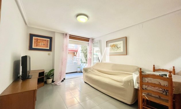 Long Term Rental - Apartment / flat - Torrevieja - Playa de los Locos