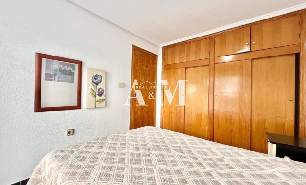 Long Term Rental - Apartment / flat - Torrevieja - Playa de los Locos