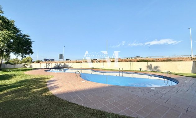 Alquiler a largo plazo - Apartamento / piso - Torrevieja - Centro