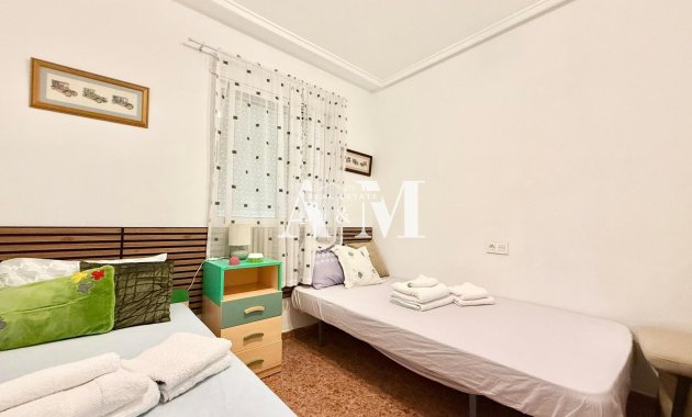 Alquiler a largo plazo - Apartamento / piso - Torrevieja - Centro