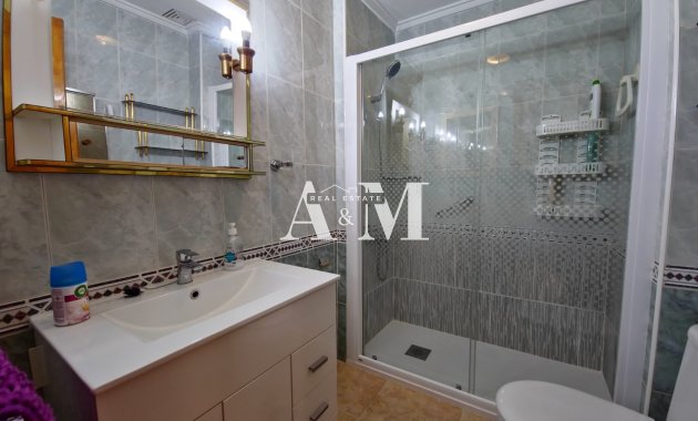 Long Term Rental - Apartment / flat - Torrevieja - Centro