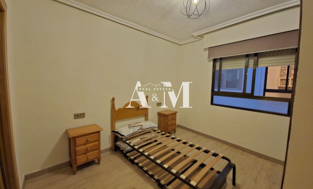 Resale - Apartment / flat - Torrevieja - Playa del Cura