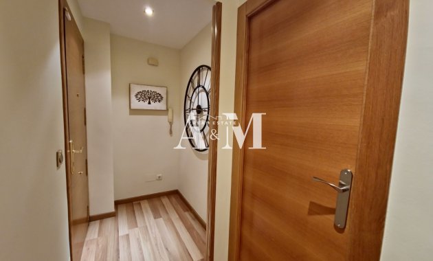 Resale - Apartment / flat - Torrevieja - Playa del Cura