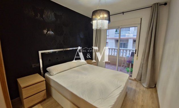 Resale - Apartment / flat - Torrevieja - Playa del Cura