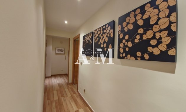 Resale - Apartment / flat - Torrevieja - Playa del Cura