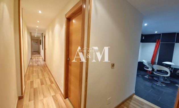 Resale - Apartment / flat - Torrevieja - Playa del Cura