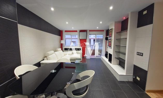 Resale - Apartment / flat - Torrevieja - Playa del Cura