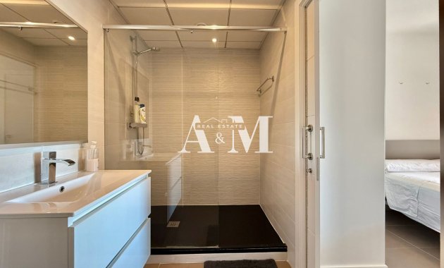 Alquiler a largo plazo - Apartamento / piso - Torre de la Horadada - Mil Palmeras