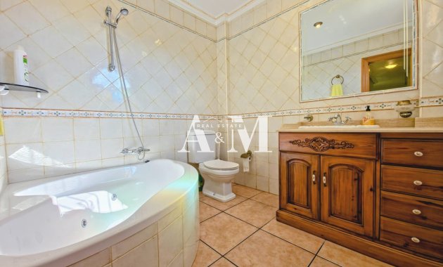 Alquiler a largo plazo - Chalet - Orihuela Costa - Playa Flamenca