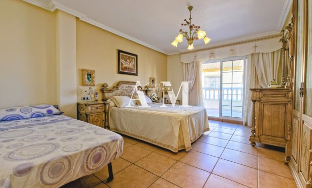 Alquiler a largo plazo - Chalet - Orihuela Costa - Playa Flamenca