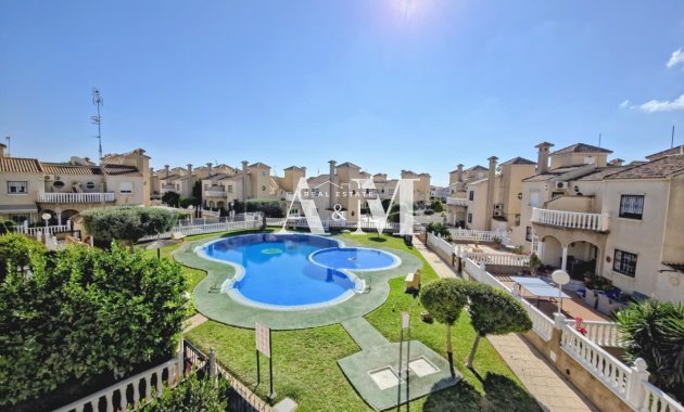 Alquiler a largo plazo - Chalet - Orihuela Costa - Playa Flamenca