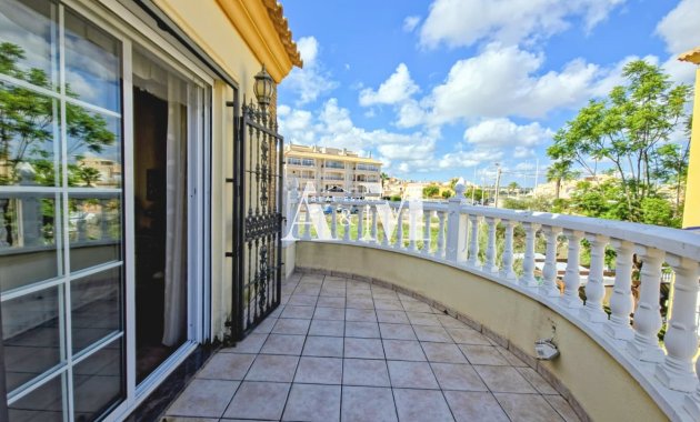 Alquiler a largo plazo - Chalet - Orihuela Costa - Playa Flamenca